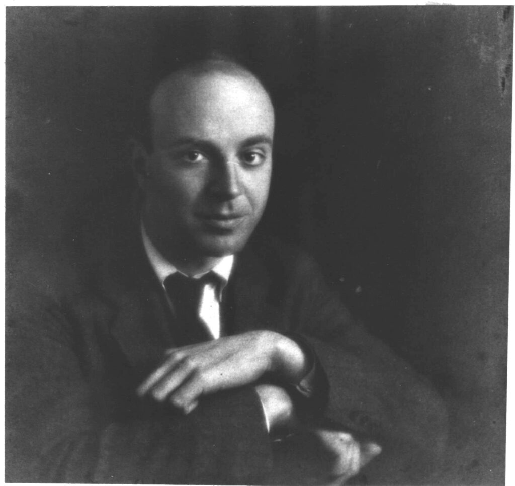 John Dos Passos sobre Oscar Niemeyer: um Olhar Crítico